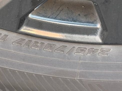 Used 2025 Toyota 4Runner SR5 AWD/4WD image 8