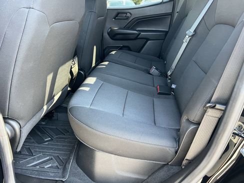 Used 2024 Chevrolet Colorado W/T w/ WT Convenience Package image 17