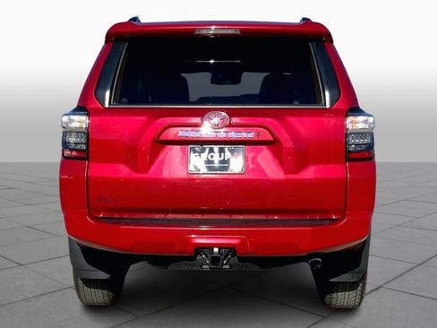 Used 2024 Toyota 4Runner SR5 Premium image 5