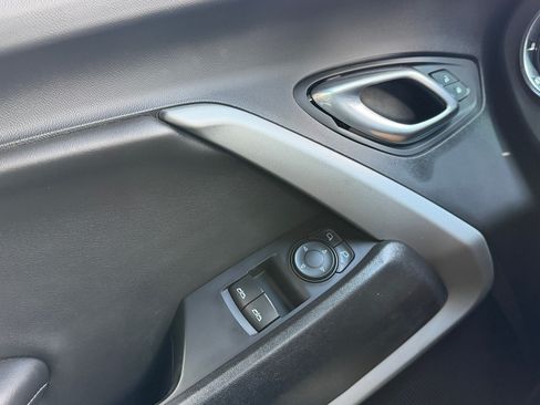 Used 2020 Chevrolet Camaro SS RWD image 30