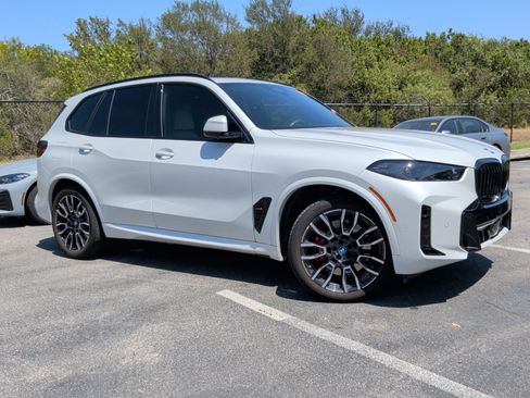 Used 2024 BMW X5 xDrive50e w/ M Sport Package AWD/4WD image 2