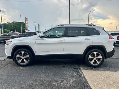 Used 2021 Jeep Cherokee Limited AWD/4WD image 5
