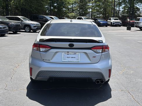 Used 2021 Toyota Corolla SE FWD image 14