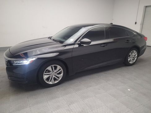 Used 2019 Honda Accord LX image 2