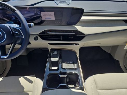 New 2026 Buick Enclave Avenir w/ Super Cruise Package FWD image 13