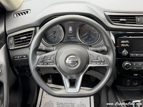 Used 2017 Nissan Rogue S w/ S Appearance Package AWD/4WD image 19