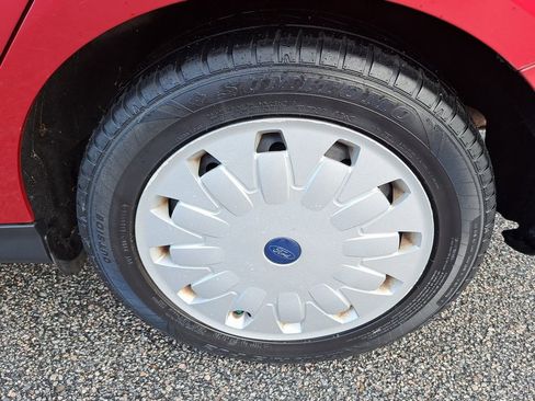 Used 2012 Ford Focus SE image 28