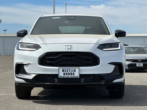 New 2026 Honda HR-V Sport image 8