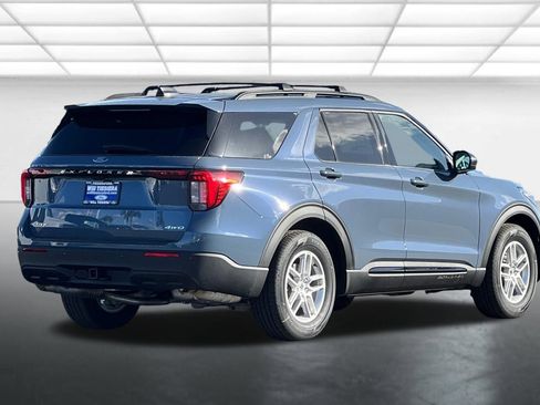 New 2026 Ford Explorer Active RWD image 7