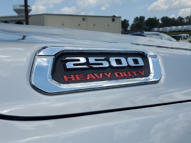 Used 2026 RAM 2500 Laramie AWD/4WD image 9