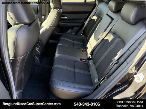 Used 2024 MAZDA CX-50 AWD 2.5 S w/ Preferred Package image 12