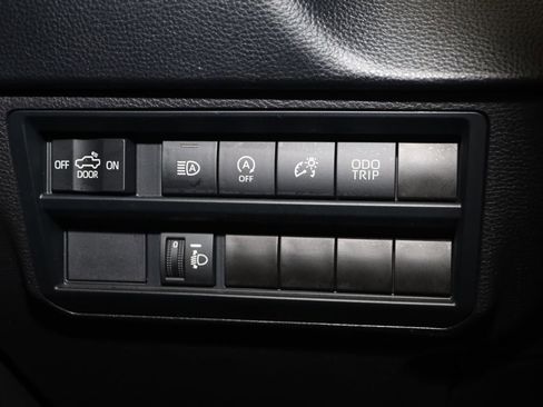 Used 2024 Toyota Tundra SR AWD/4WD image 30
