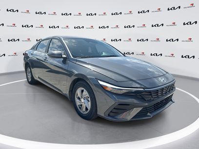 Used 2024 Hyundai Elantra SE