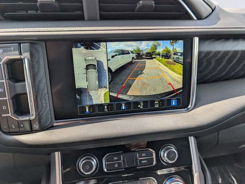 Certified 2024 GMC Yukon Denali w/ Max Trailering Package AWD/4WD image 31