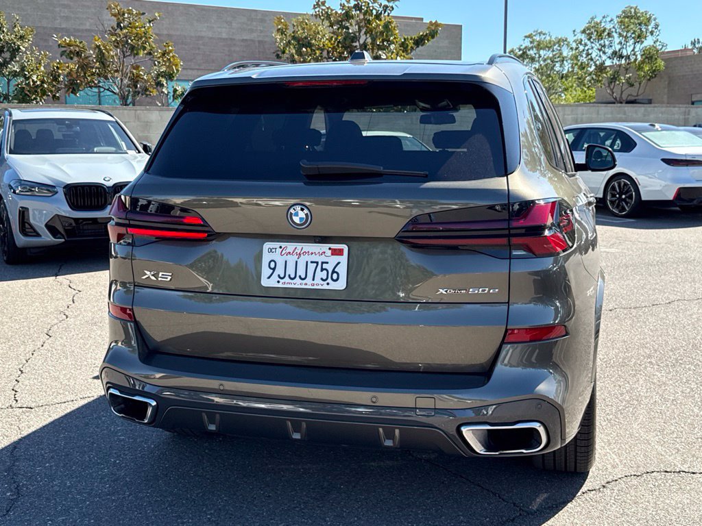 Certified 2024 BMW X5 xDrive50e w/ M Sport Package AWD/4WD image 9