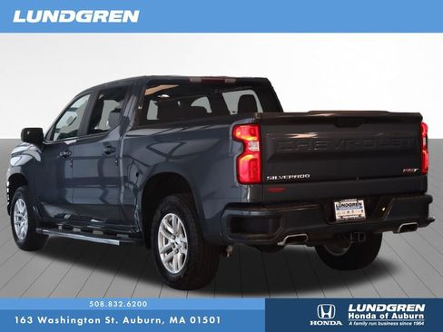 Used 2022 Chevrolet Silverado 1500 RST AWD/4WD image 3