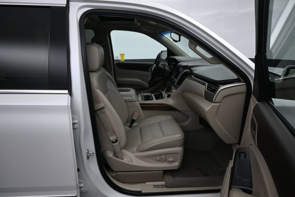 Used 2019 GMC Yukon XL Denali w/ Denali Ultimate Package AWD/4WD image 54