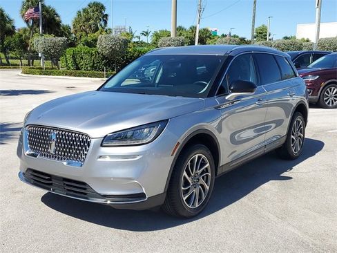 Certified 2021 Lincoln Corsair FWD image 3