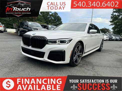 Used 2021 BMW 750i xDrive w/ M Sport Package AWD/4WD image 1