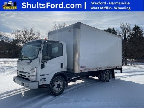 Used 2020 Isuzu NPR image 1