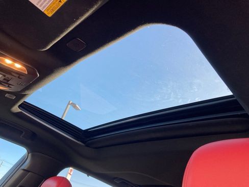 Used 2023 Toyota Highlander XSE image 14