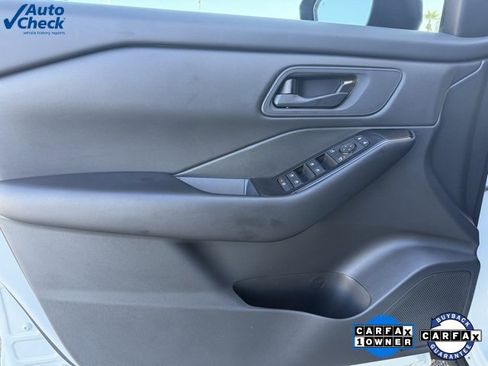 Certified 2025 Nissan Rogue S image 11