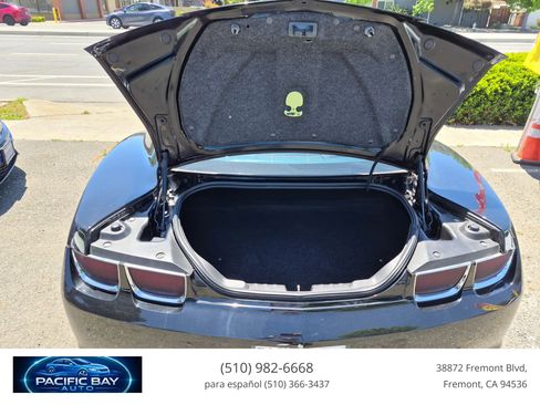 Used 2010 Chevrolet Camaro SS RWD image 24