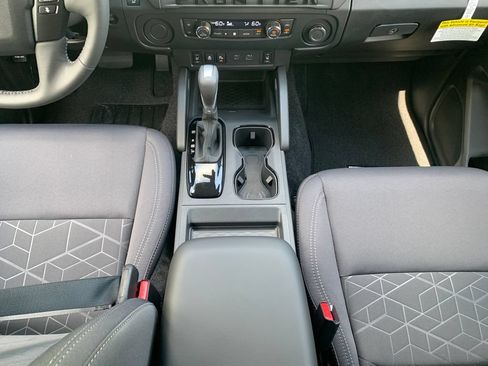 New 2026 Nissan Frontier SV w/ SV Convenience Package RWD image 17