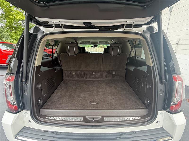 Used 2017 GMC Yukon XL Denali AWD/4WD image 9