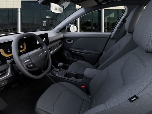 New 2026 Kia K4 LXS FWD image 17