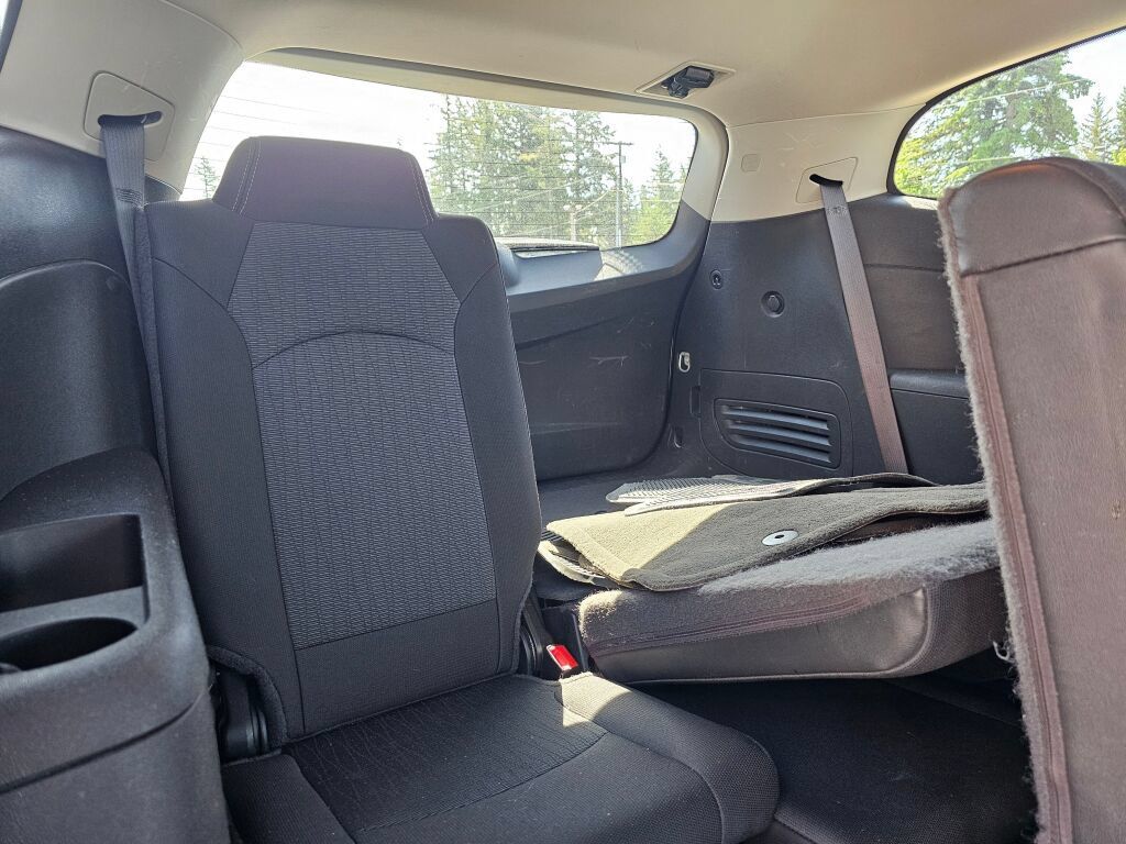 Used 2015 Chevrolet Traverse LT AWD/4WD image 14
