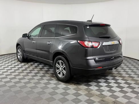 Used 2017 Chevrolet Traverse LT image 8
