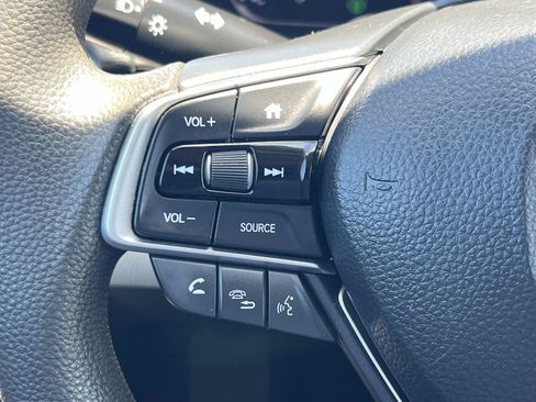 Certified 2020 Honda Accord LX image 9