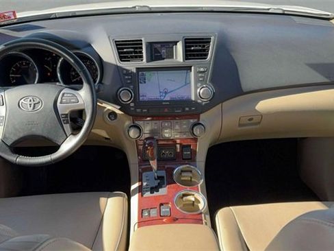 Used 2012 Toyota Highlander Limited image 11