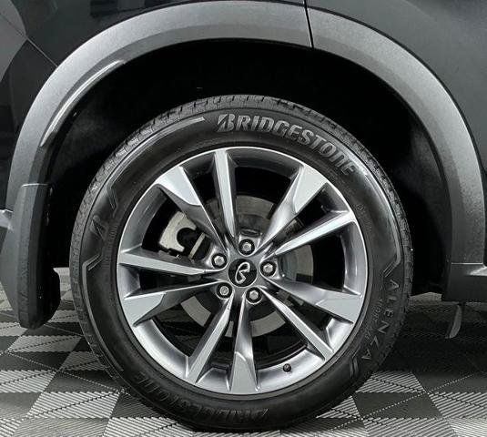Certified 2024 INFINITI QX60 Luxe FWD image 9