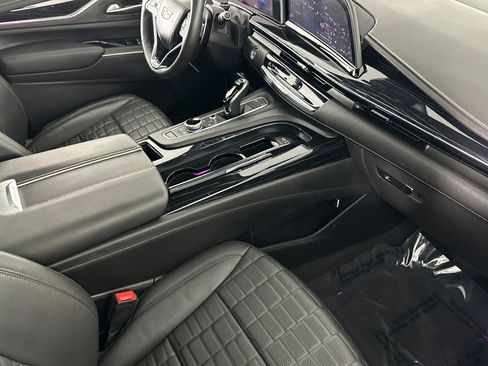 Used 2024 Cadillac Escalade ESV V w/ LPO, Floor Liner Package image 17