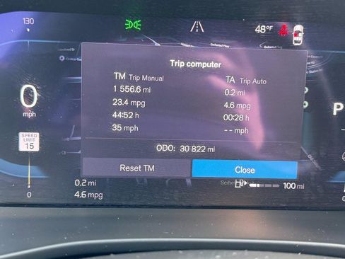 Certified 2023 Volvo XC40 B5 Ultimate w/ Protection Package Premier image 20