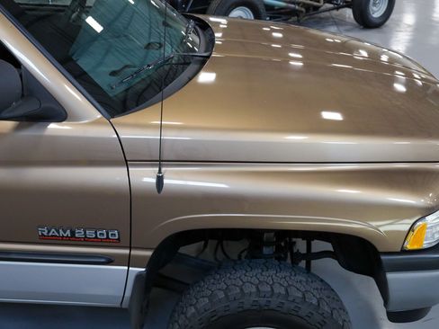 Used 2000 Dodge Ram 2500 Truck 4x4 Regular Cab image 25