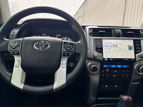 Used 2021 Toyota 4Runner Limited image 15