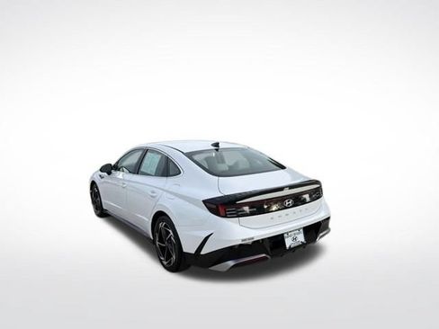 Used 2026 Hyundai Sonata SEL FWD image 5