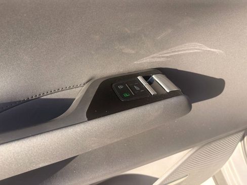 New 2025 Volvo EX90 Ultra image 13