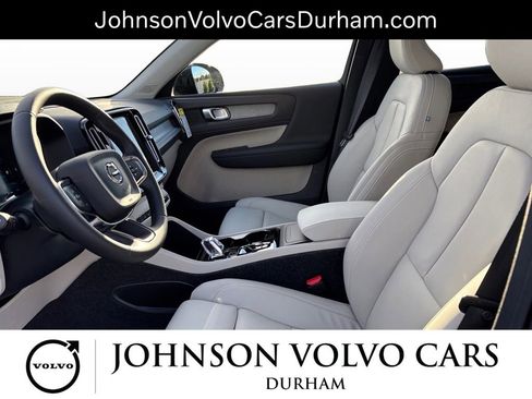 New 2026 Volvo XC40 B4 Plus w/ Climate Package image 13