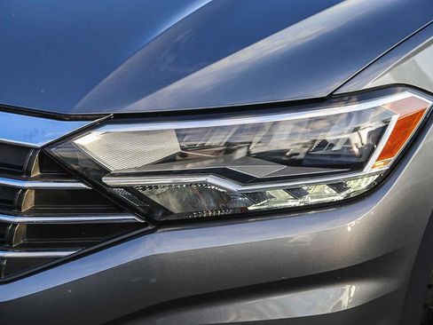 Used 2020 Volkswagen Jetta S image 9