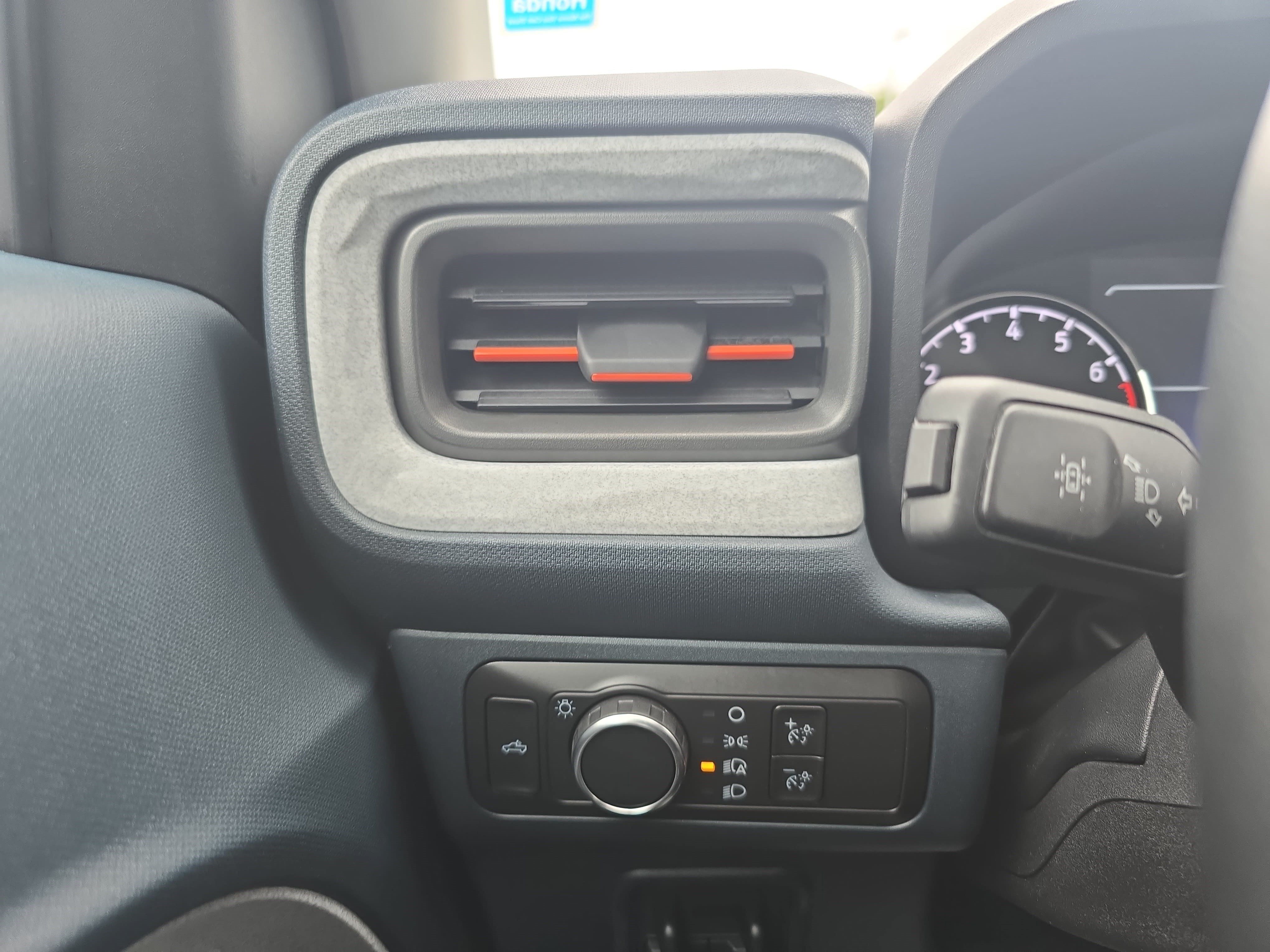 Used 2022 Ford Maverick XLT w/ Equipment Group 300A Standard AWD/4WD image 24
