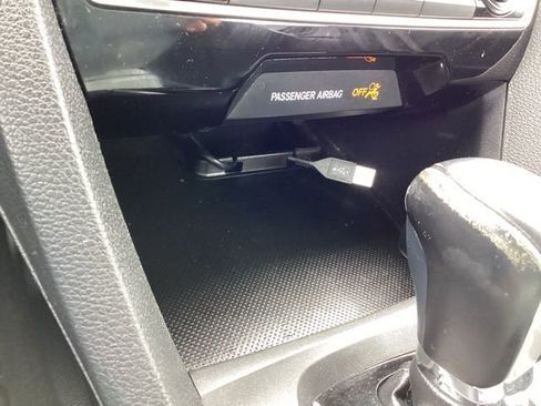 Used 2019 Honda Civic Sport image 24