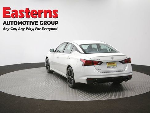 Used 2023 Nissan Altima 2.5 SR FWD image 65