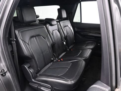 Used 2021 Ford Expedition Max Limited AWD/4WD image 19