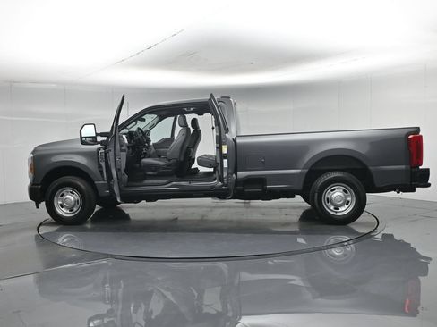 Certified 2025 Ford F250 XL RWD image 36