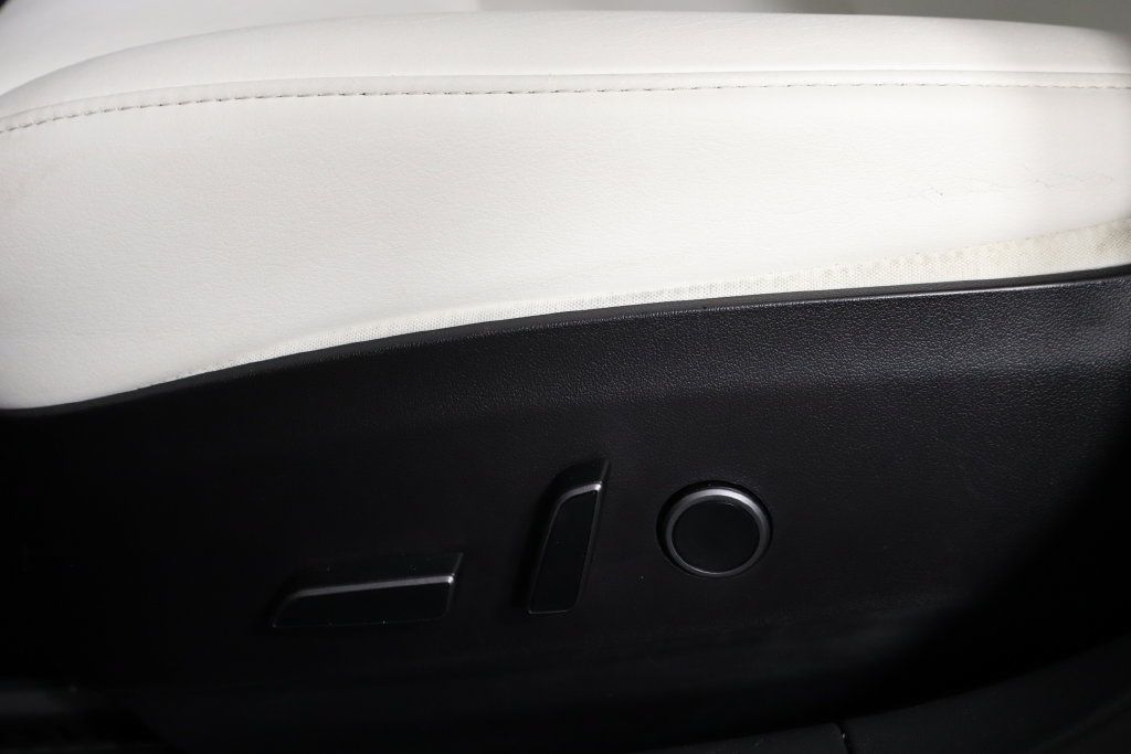 Used 2022 Tesla Model 3 Performance AWD/4WD image 19
