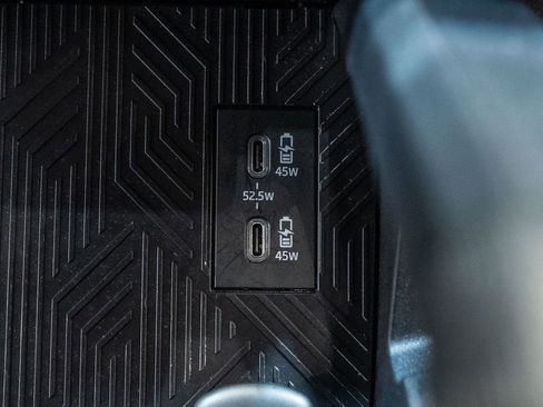 Used 2025 Toyota 4Runner SR5 image 19